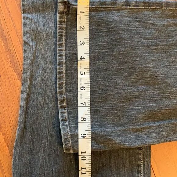 Eddie Bauer size 10R Jeans - Picture 2 of 8